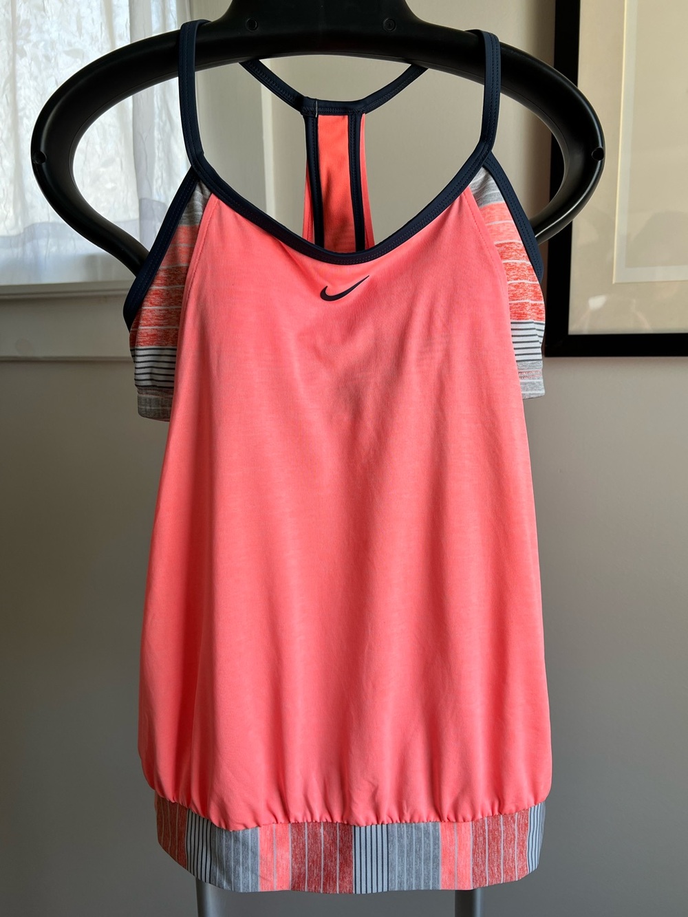 Nike Coral Sports Bra Tank Top Sz M
